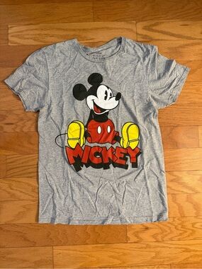 Vintage Mickey Mouse Shirt